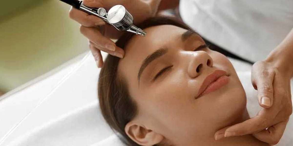 Understanding Benefits at Delhi's Best Aesthetic Clinic