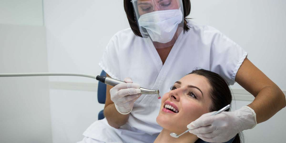 Emergency Dentist: Your Guide to Handling Dental Crises