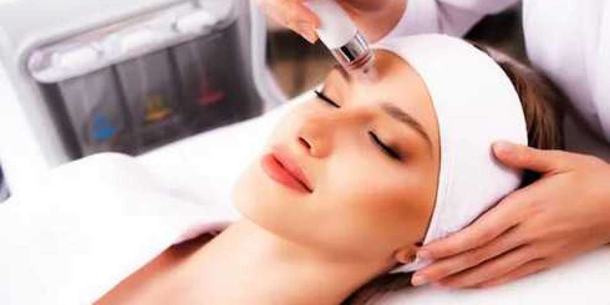 Get the Glow You Deserve with Delhi's Leading HydraFacial at Jaya Skin Clinic