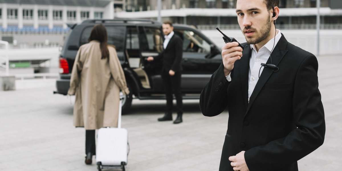 Benefits of Using a Private Airport Transfer in Heathrow