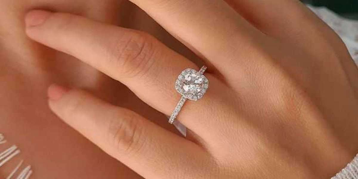 Discover the Timeless Elegance of Diamond Engagement Rings for Women