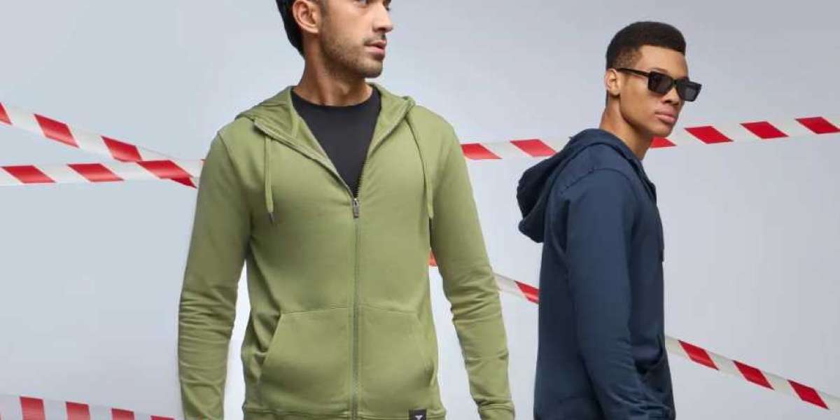 Why Cotton Hoodies Are the Perfect Blend of Comfort and Warmth for Winter