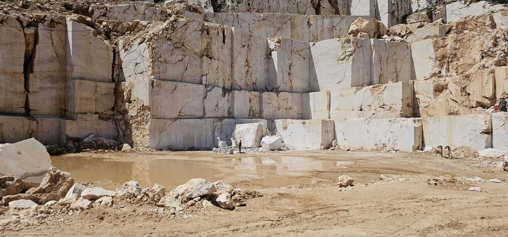 The Hunt For The Best Limestone Tiles On Earth - Europe Imports