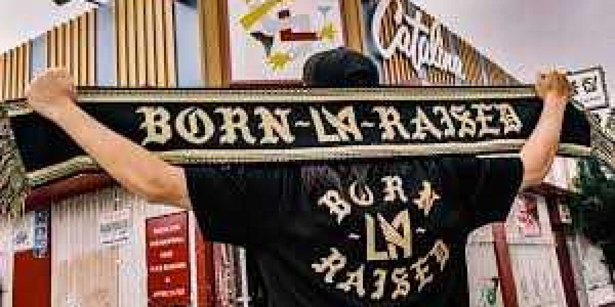 Born X Raised: The Heart of Authentic Streetwear in 2024