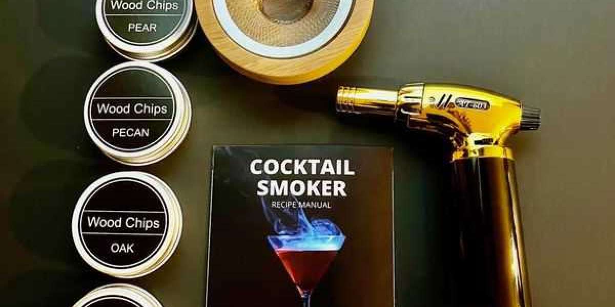 Elevate Your Cocktail Experience with a Cocktail Smoker and Whiskey Smoking Kit