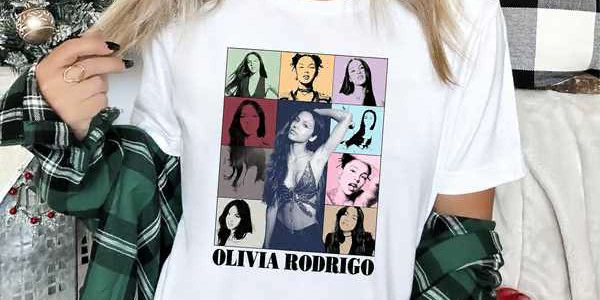 The Phenomenon of Olivia Rodrigo Hoodies and Merch A Blend of Music and Culture