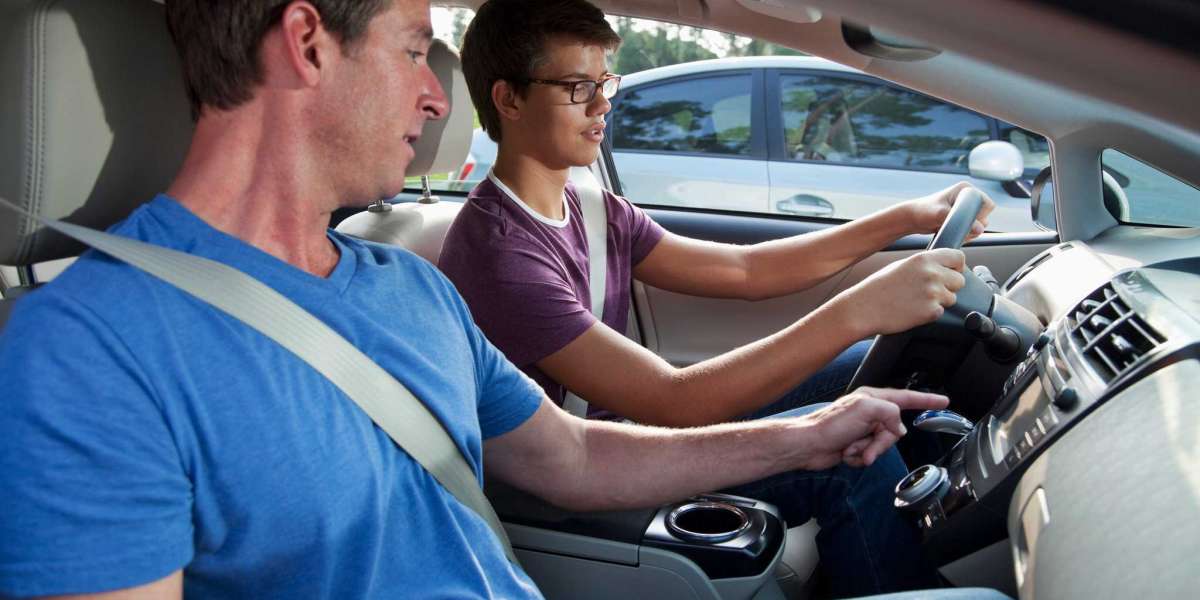 The Fast Track to Passing with Intensive Driving Courses