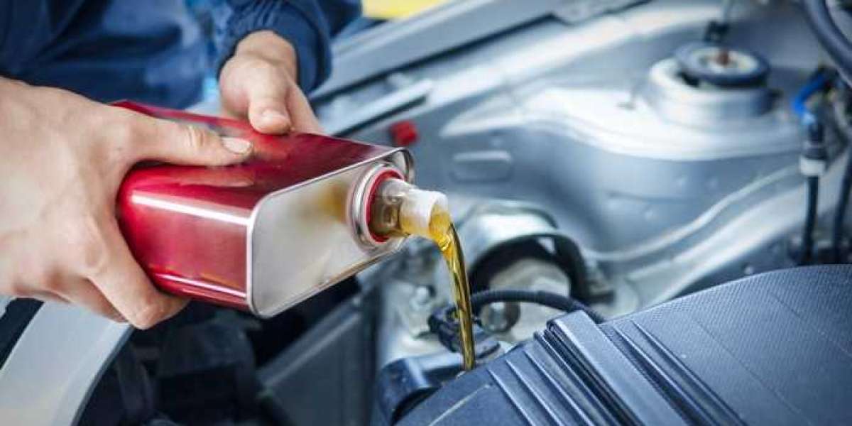 The Importance of Timely Car Oil Changes in the UAE's Climate