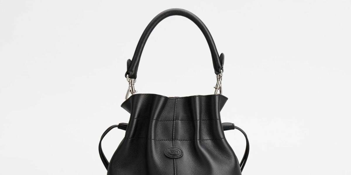 Care Tips for Leather Handbags: How to Keep Your Bag Looking New