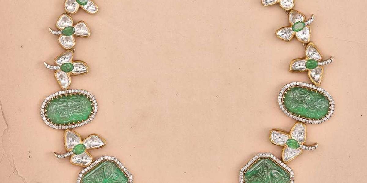 Timeless Sophistication with Vibrant Green Gemstones