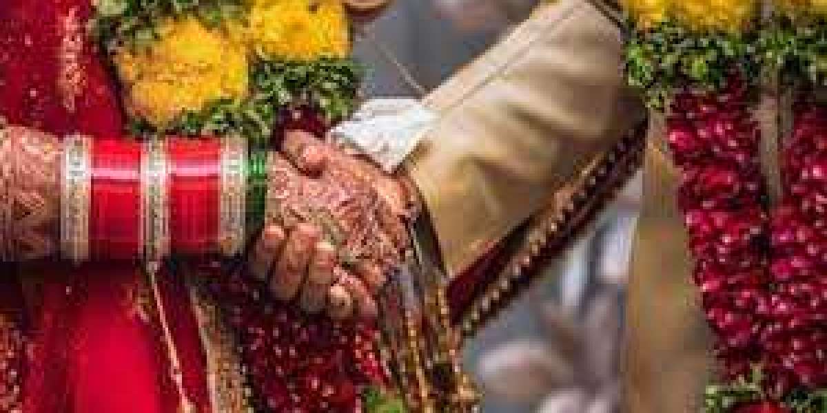 Agarwal Matrimony site to find Agarwal brides or grooms Abroad