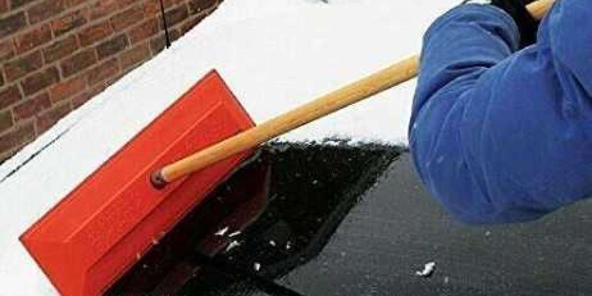 Say Goodbye to Snowy Car Troubles with a Vehicle Snow Rake