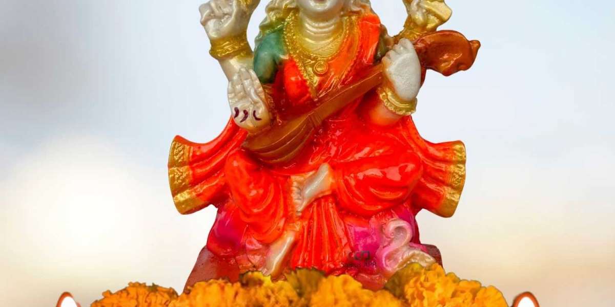 Saraswati Idols and Murtis: Symbols of Knowledge, Wisdom, and Spiritual Elegance