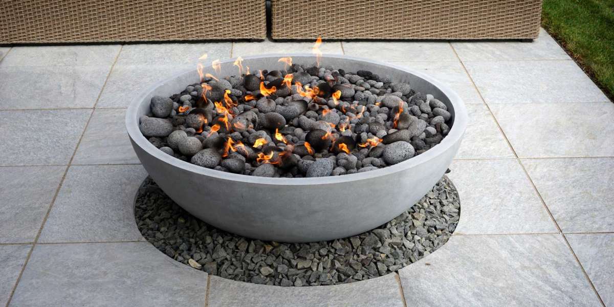 How to Choose the Right Fire Pit Bowl for Your Patio