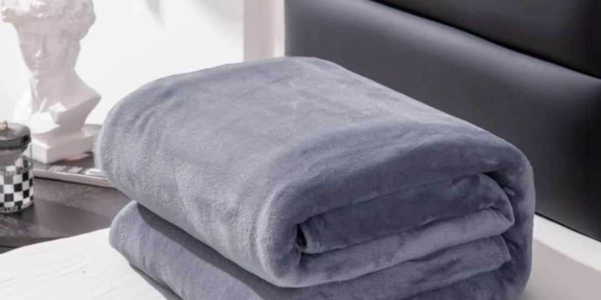 What should you consider when buying cheap blankets in bulk without compromising on quality