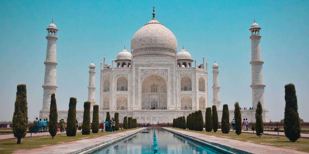 Exploring India’s Iconic Golden Triangle: What Every Traveler Should Know