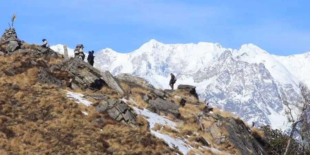 AI-Powered Trekking Guides & Navigation: The Future of Trekking in the Himalayas