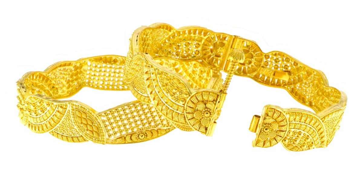 Gold Bangle Bracelet: A Timeless Jewelry Essential