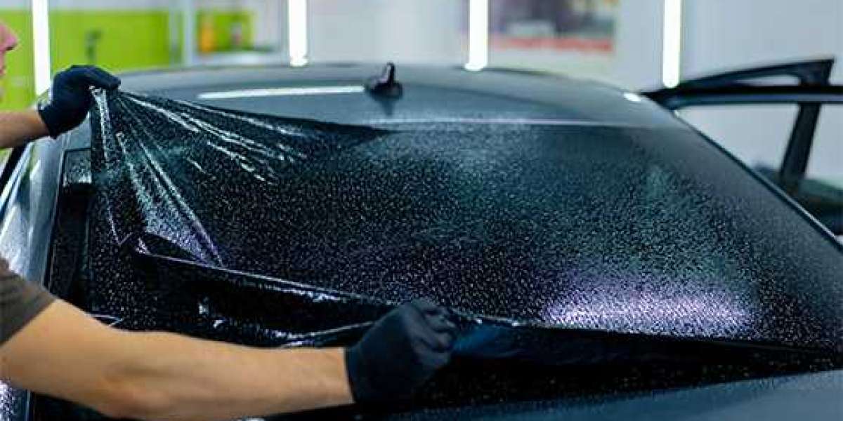 Why Las Vegas Drivers Choose Auto Tint and Truck Wraps for Ultimate Customization