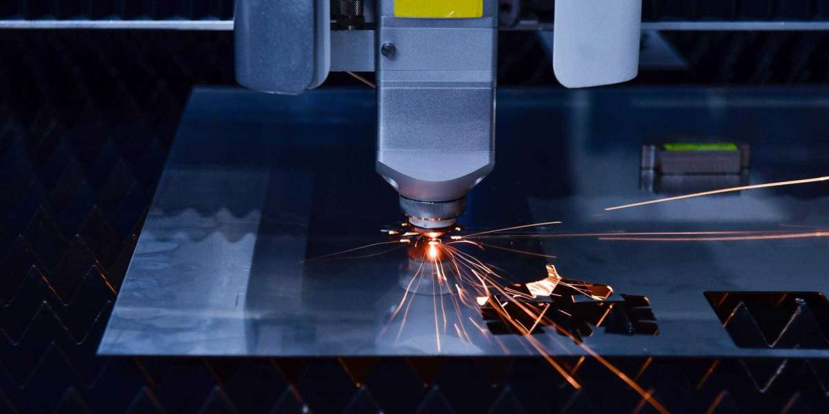 What to Look for in an Industrial Fiber Laser Cutting Machine