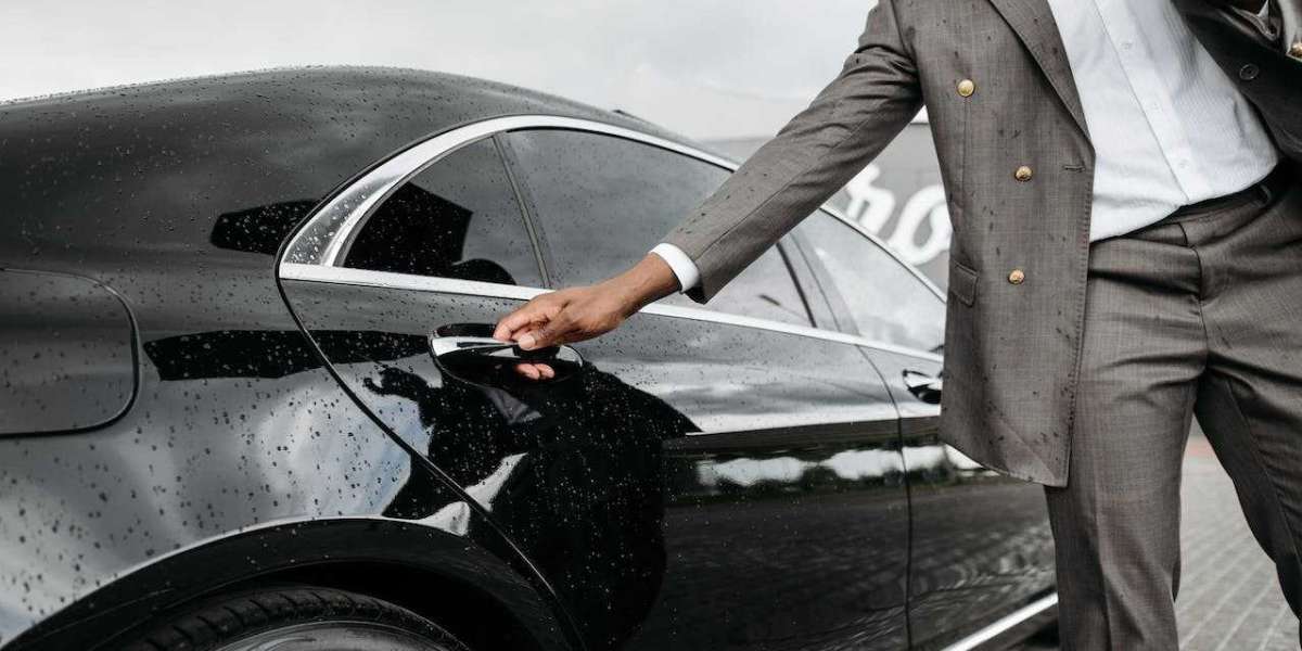 Travel in Comfort and Style with MN Black Car Service