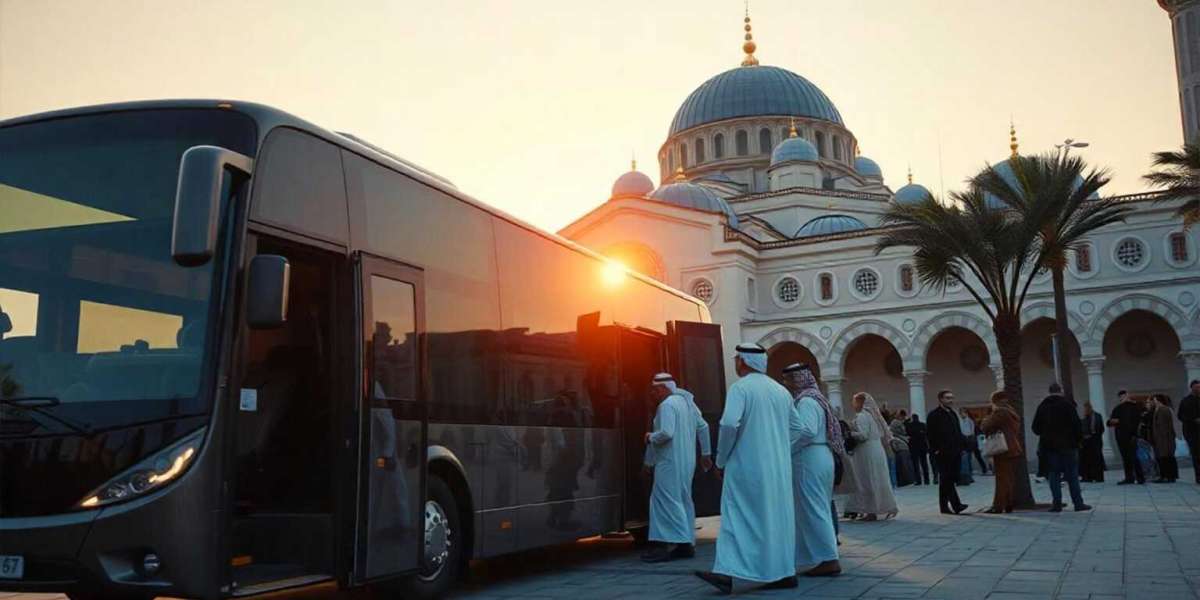 How to Book an Umrah Package by Bus from Dubai with Ease and Confidence