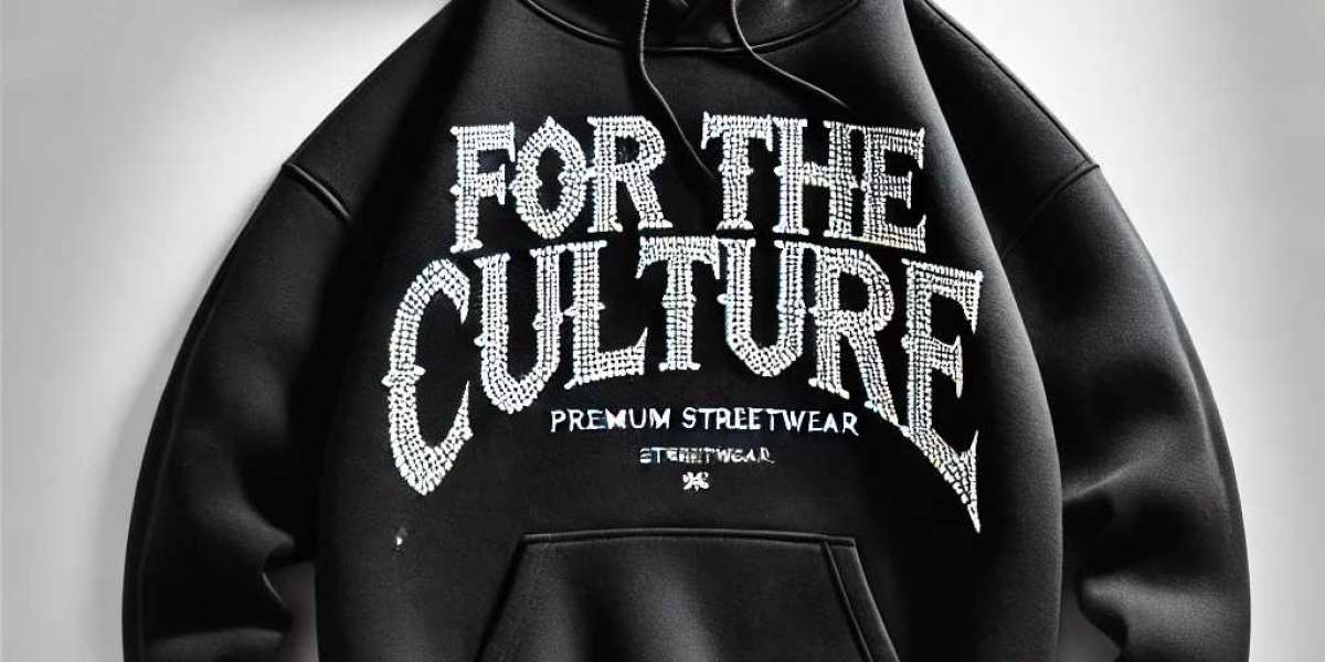 Why Is a Leather Jacket with Hood the Top Pick This Year?