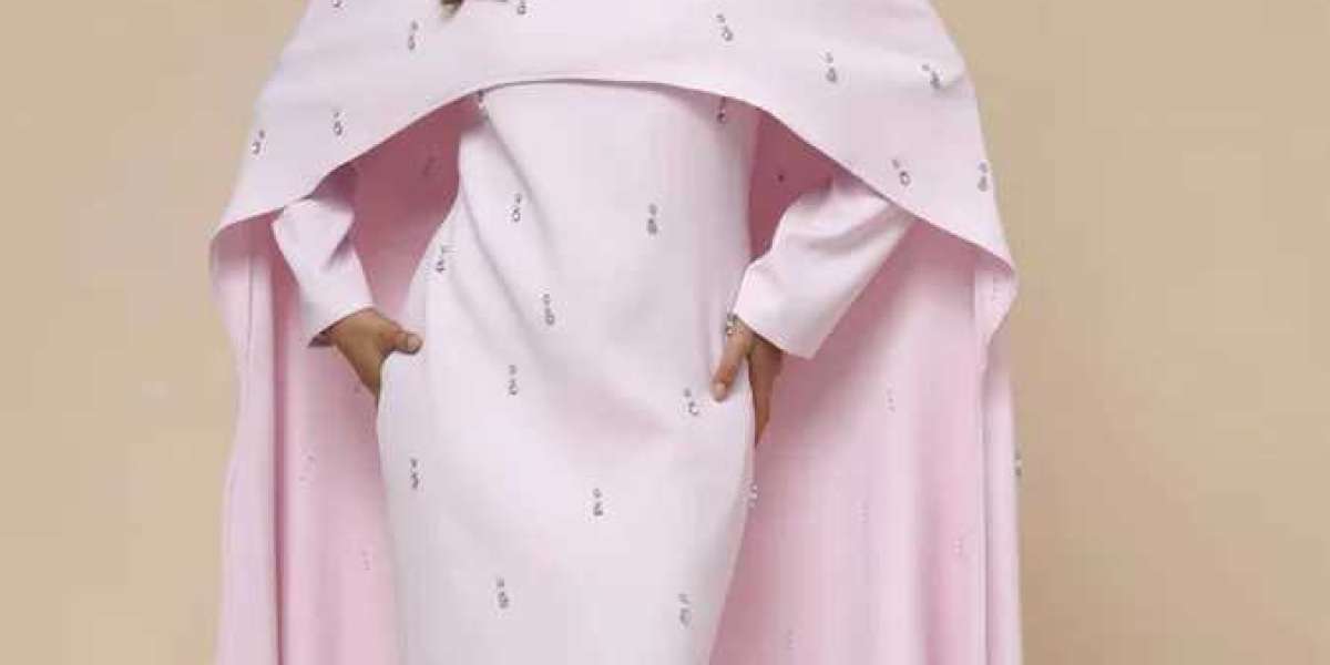 From Casual to Chic: Transforming Your Maxi Dress Look