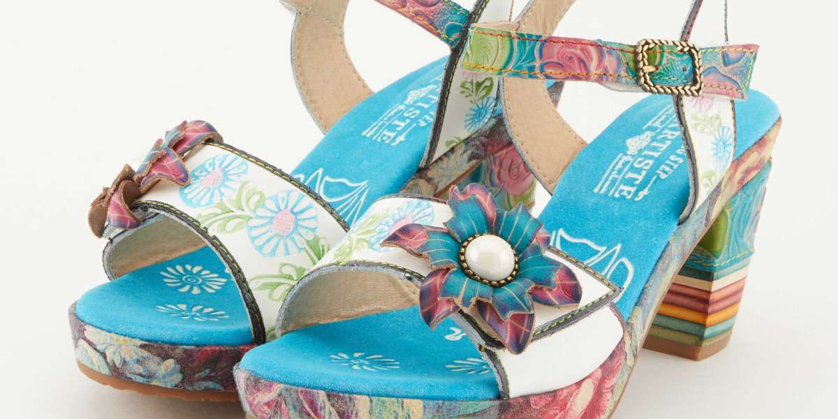 Comfort Meets Fashion: Best Womens Summer Sandals from Spring Step Shoes