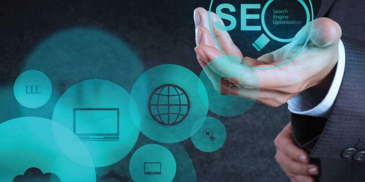Balancing Technology and Human Connection in Small Business Marketing