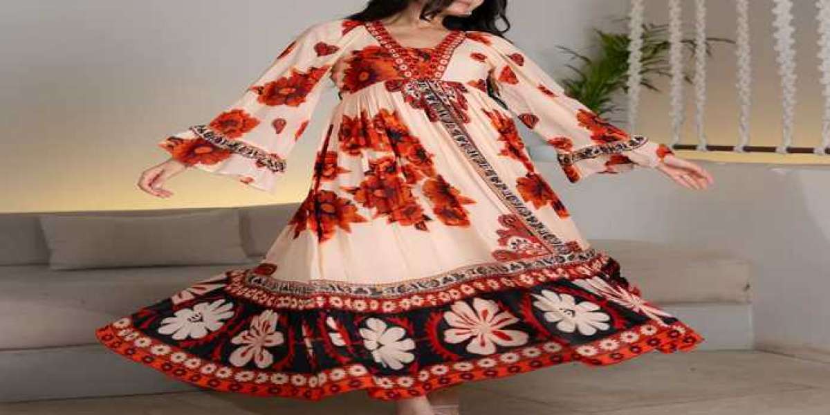 Experience the Sophistication of Anrobee: Luxury Mini Dresses & Maxi Dresses for Women