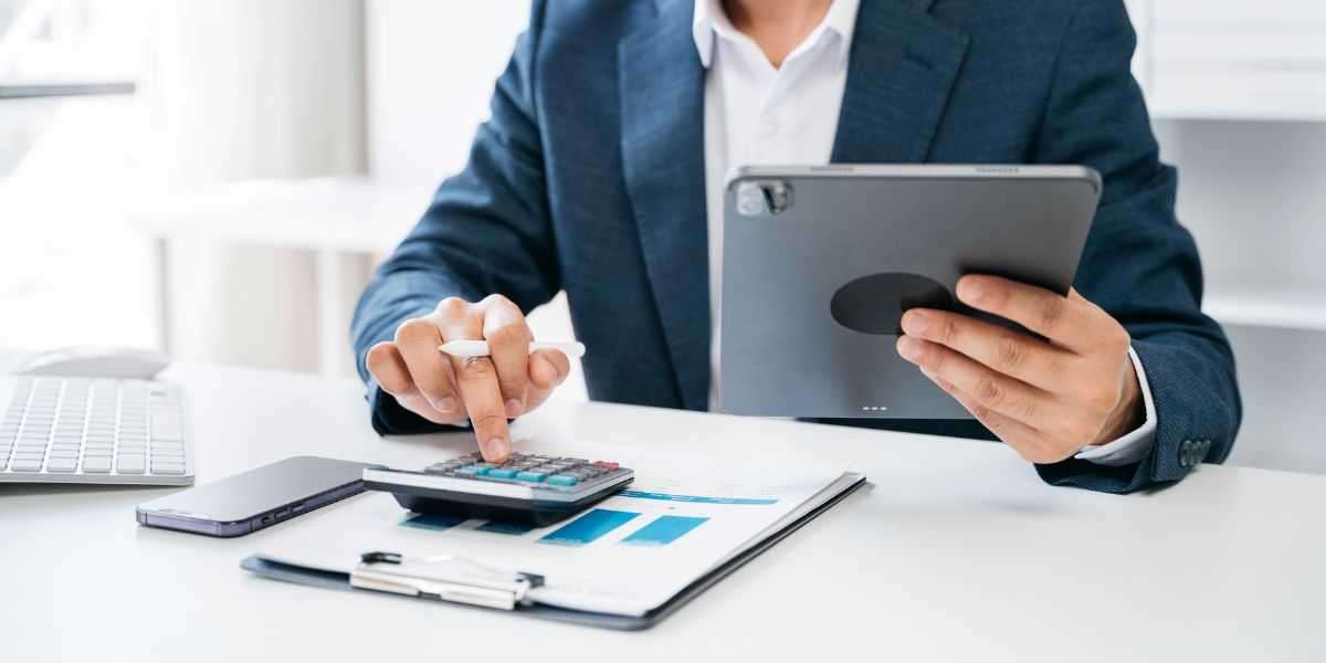 How to Simplify Your Finances Using Our Bank Statement Generator
