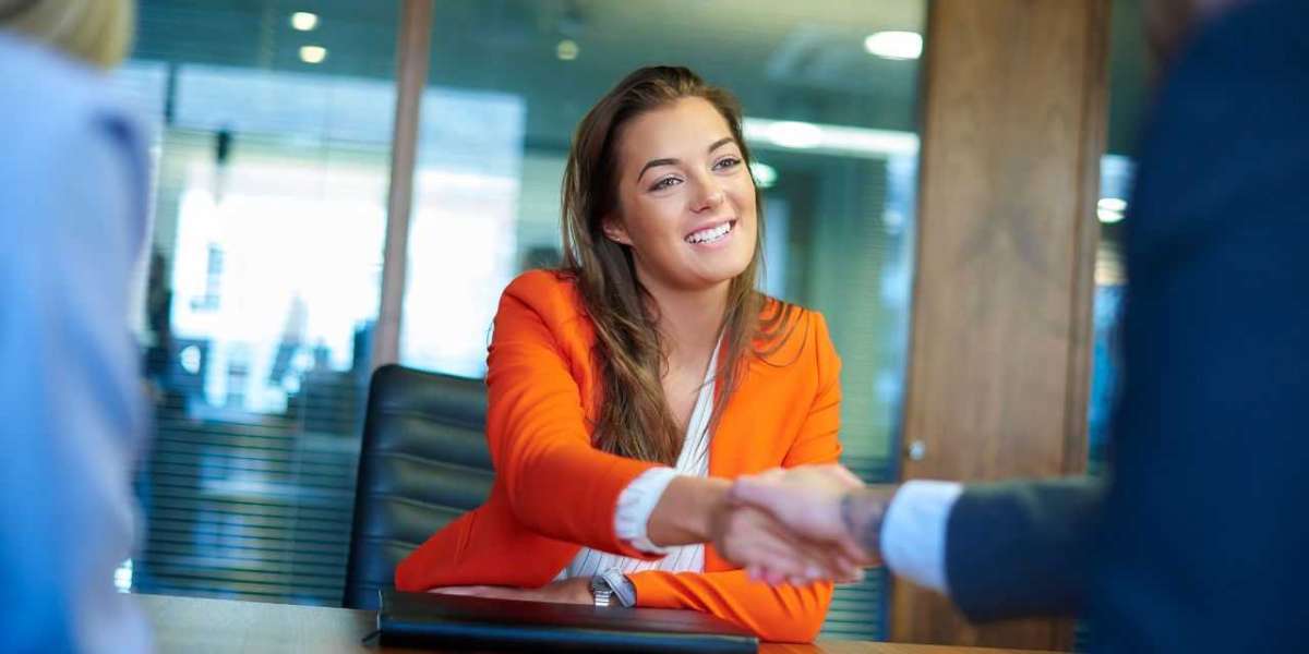 Jobs in Mumbai: Should You Choose Remote or Onsite Work for Career Growth?