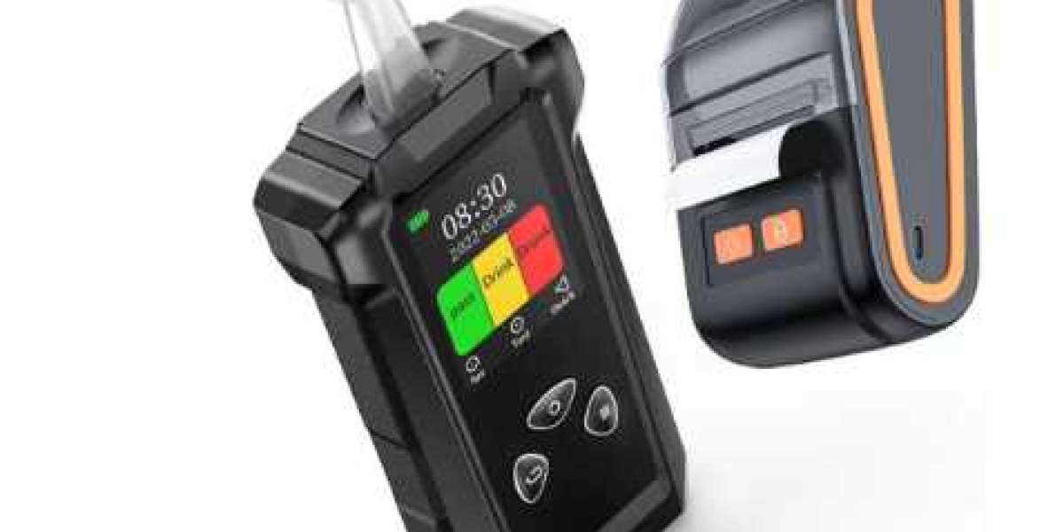 Top-rated alcohol breathalyzer machine – Compact and certified solution