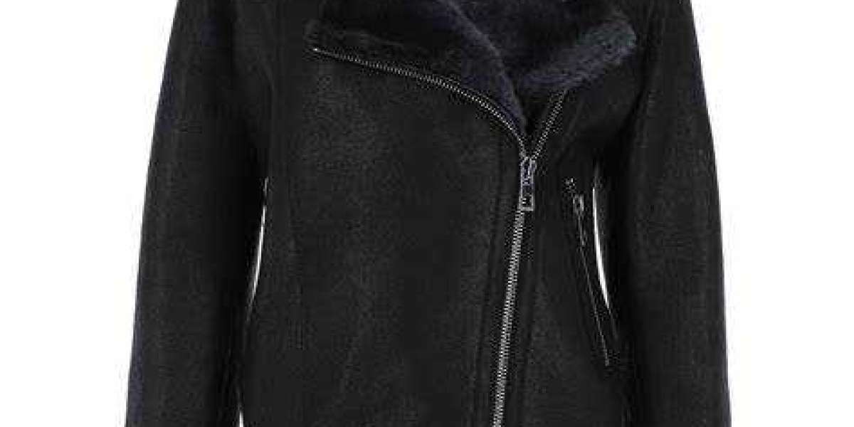 Black Aviator Style Shearling Jacket: Timeless Elegance Meets Winter Warmth