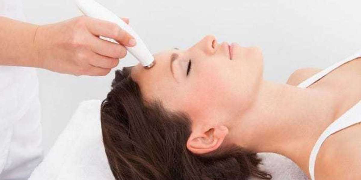 Permanent Hair Removal vs Waxing: What More People Are Choosing