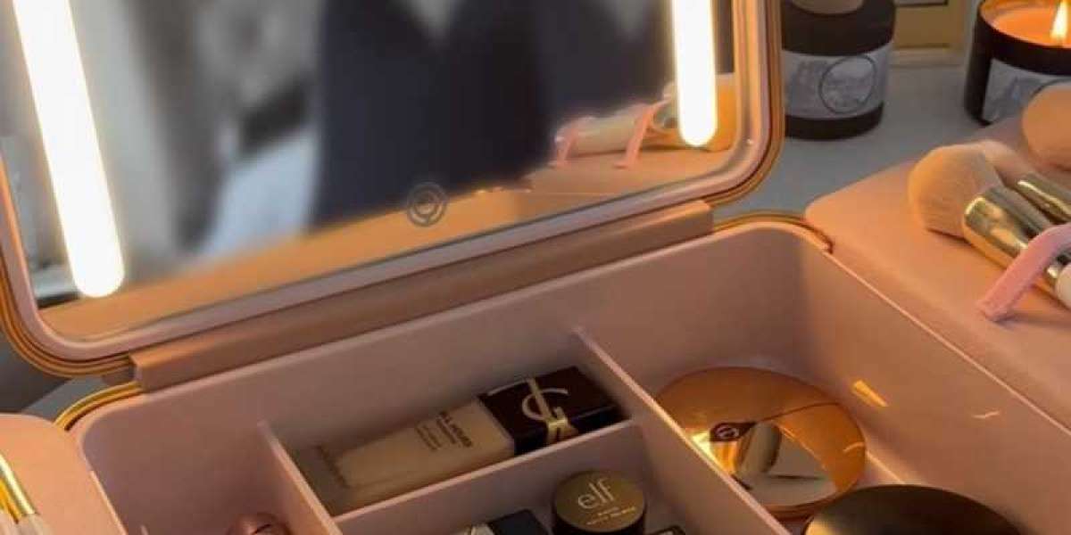 Stylish and Functional Makeup Organisers That Transform Your Routine
