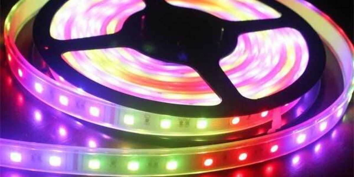 Choosing the Best LED Power Supply for Lighting