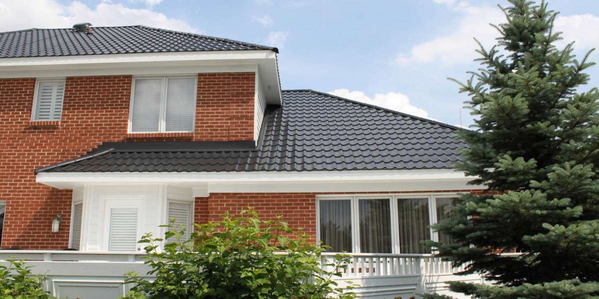 Metal Roof Shingles: The Eco-Friendly Roofing Solution Built to Last