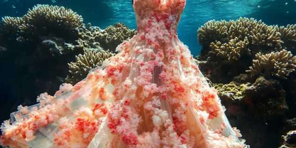 Coral Mirage – The Dreamy Hue Taking Over Fashion and Interiors in 2025