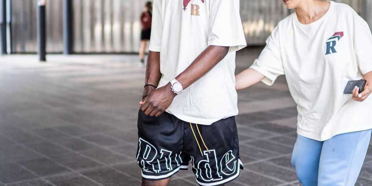 Winter with an Edge: How to Style Rhude Shorts and Rhude T-Shirts When the Temperature Drops