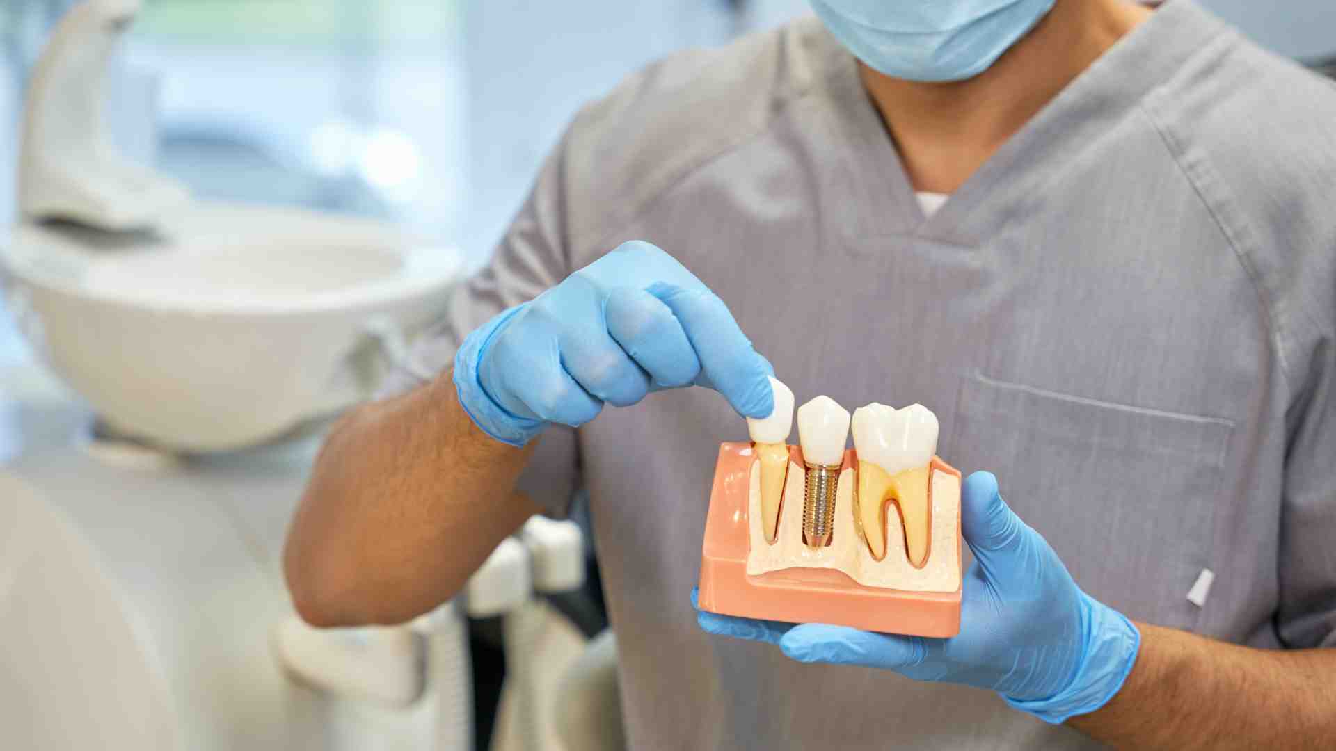Why People in Jumeirah Choose Implants