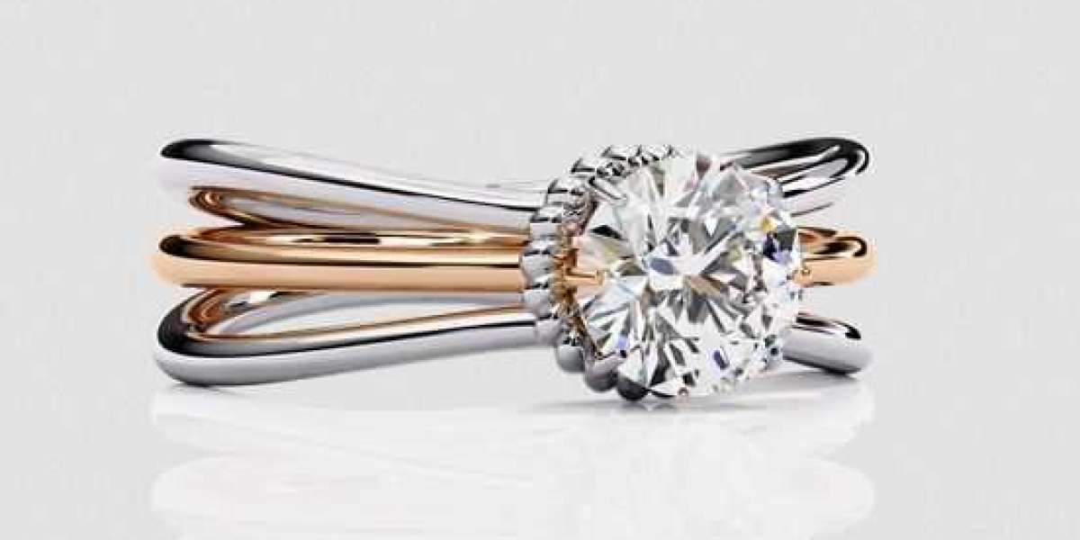 Why Choose a Solitaire Engagement Ring with Lab Grown Diamonds from Vertelier