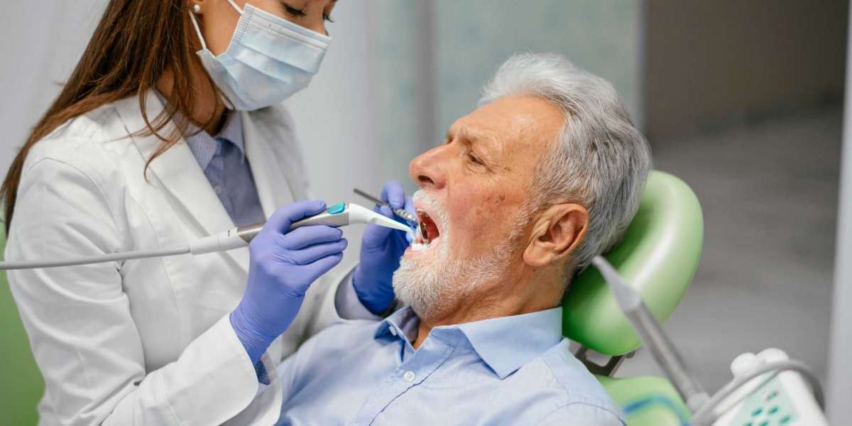 Peut-on sauver une dent expulsée à Genève en urgence?