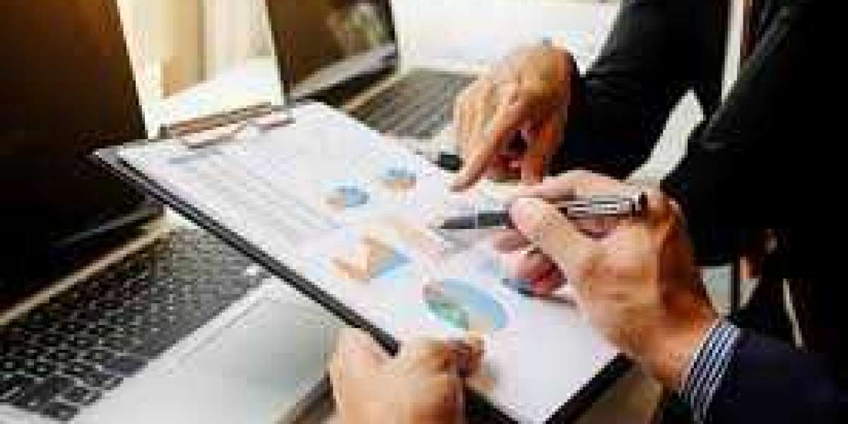 Building Impact with Expertise: Inside India’s Top CSR Consultancy Services