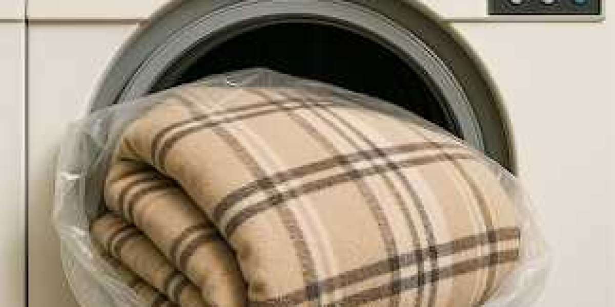 Blanket Dry Cleaning – Keep Your Bedding Fresh and Hygienic