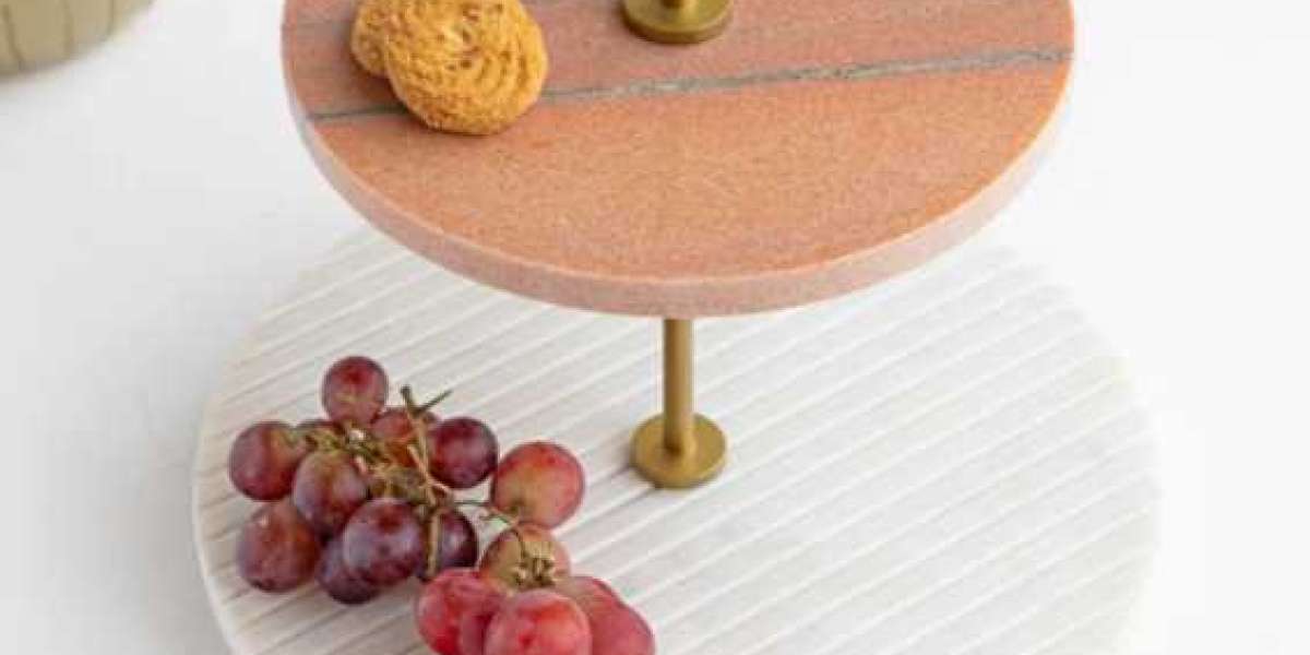 Top Materials to Look for When Buying Kitchen Decor Items in 2025