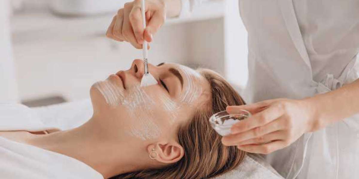 How Often Should You Get a Facial? A Guide for Women in Dubai
