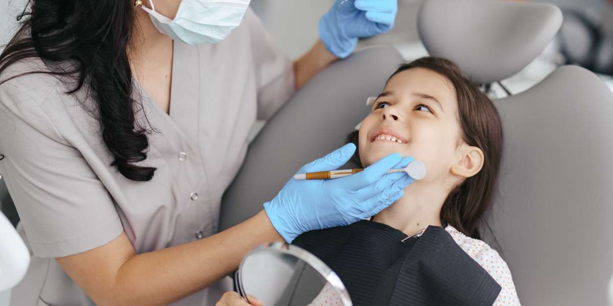 When Should My Child Have Their First Dental Visit? A Parent’s Guide