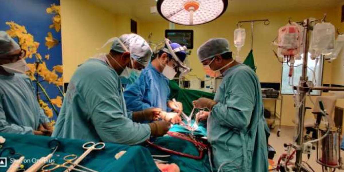 Meet Dr. Ashish Dolas – The Best General Surgeon in Pune for Advanced Surgical Procedures.